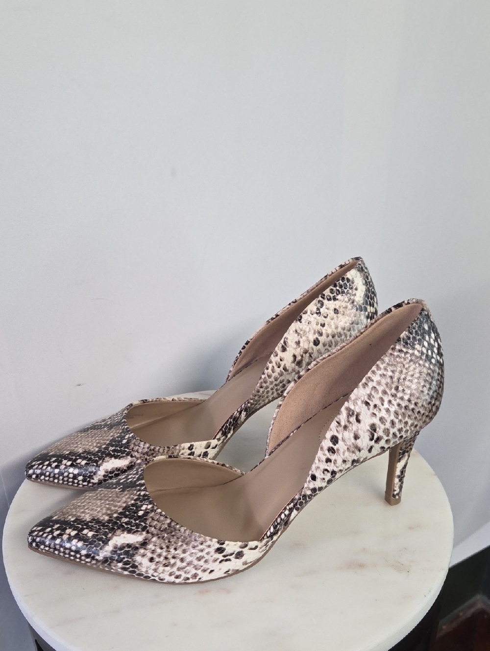 Snake-Print Pointed Toe Stiletto Pumps Size 10M